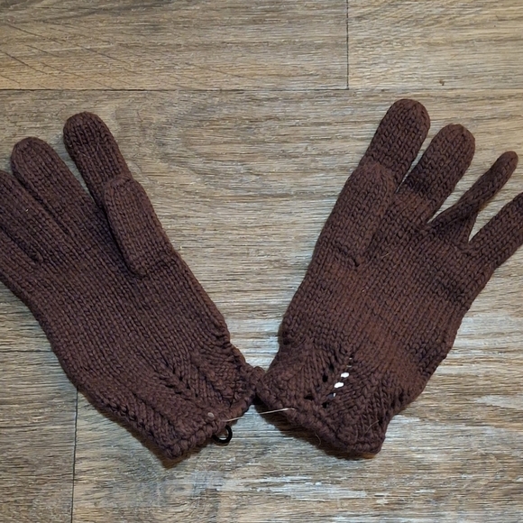 True Religion Wool Cashmere Blend Knitted Gloves. Never Worn. - Picture 6 of 13